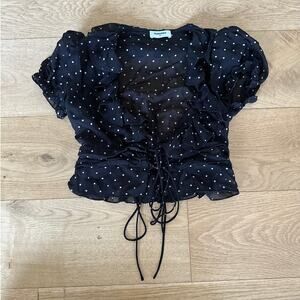 Rumored - Jukebox Semi Sheep Polka Dot Puff Sleeve Top in Black & White